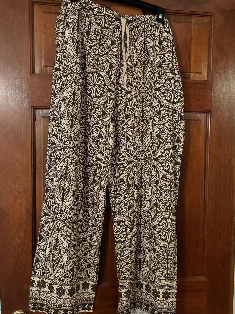 COLDWATER CREEK Boho Print Drawstring Lounge Pants in Brown and Cream